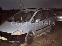 Usado Ford Galaxy Trend 115 CV (84 kW) 2003 Gris / plata Monovolumen