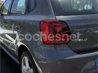 Usado VW Polo 90 CV (66 kW) 2017 Gris / plata Berlina