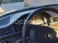 Usado Mercedes E300 Classic 177 CV (130 kW) 1998 Gris / plata Familiar