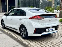 Usado Hyundai Ioniq 141 CV (103 kW) 2019 Blanco Utilitario
