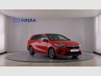 Usado Kia Ceed GT GT-Line 140 CV (102 kW) 2020 Track red (sólido) Familiar