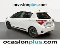 Usado Toyota Yaris 111 CV (81 kW) 2017 Blanco Utilitario