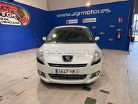 Usado Peugeot 5008 Active 120 CV (88 kW) 2014 Blanco Monovolumen