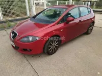 Usado Seat Leon Ecomotive 105 CV (77 kW) 2010 Granate Utilitario