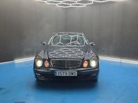 Usado Mercedes E280 Avantgarde 190 CV (139 kW) 2005 Azul Berlina