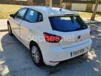 Usado Seat Ibiza Style 115 CV (84 kW) 2017 Blanco Berlina