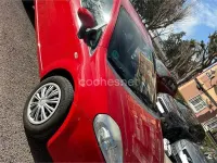 Usado Fiat Grande Punto Emotion 95 CV (69 kW) 2007 Rojo Utilitario