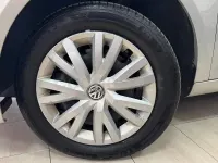 Usado VW Touran Advance 140 CV (102 kW) 2013 Gris / plata Monovolumen