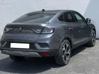 Usado Renault Arkana Techno 140 CV (102 kW) 2024 Gris / plata SUV