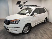 Usado Ssangyong (KGM) Rodius Limited 155 CV (114 kW) 2014 Blanco Monovolumen