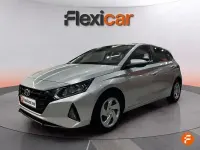 Usado Hyundai i20 84 CV (61 kW) 2021 Gris Utilitario