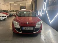 Usado Renault Mégane Dynamique 105 CV (77 kW) 2010 Rojo Berlina