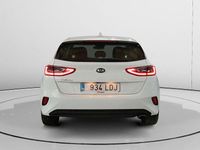 Usado Kia Ceed 101 CV (74 kW) 2019 Blanco Utilitario