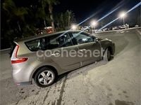 Usado Renault Scénic III Dynamique 130 CV (95 kW) 2011 Beige Monovolumen