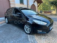 Usado Ford Focus Trend 125 CV (91 kW) 2017 Negro Berlina