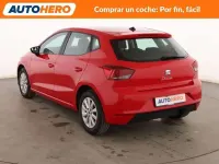 Usado Seat Ibiza Style 80 CV (58 kW) 2024 Rojo Utilitario