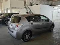 Usado Toyota Verso Advance 147 CV (108 kW) 2015 Gris / plata Monovolumen