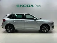 Usado Skoda Kamiq Selection 115 CV (84 kW) 2025 Gris / plata SUV