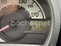 Usado Toyota Aygo 54 CV (39 kW) 2009 Negro Utilitario