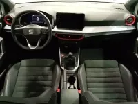 Usado Seat Arona FR 110 CV (80 kW) 2023 Blanco SUV