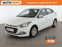 Usado Hyundai i20 75 CV (55 kW) 2015 Blanco Utilitario