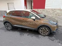 Usado Renault Captur Zen 120 CV (88 kW) 2016 Marrón SUV