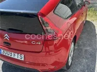 Usado Citroën C4 110 CV (80 kW) 2007 Rojo Berlina