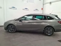 Usado Opel Astra Ultimate 145 HP (106 kW) 2022 Cinzento Citadino