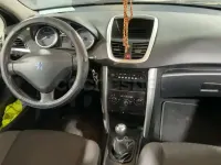 Usado Peugeot 207 68 CV (50 kW) 2014 Negro Descapotable