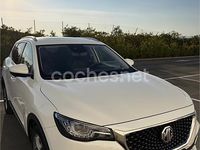 Używany MG EHS Luxury 258 KM (189 kW) 2023 Biały SUV