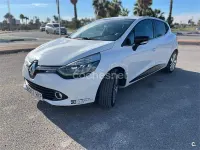 Usado Renault Clio IV 90 CV (66 kW) 2014 Blanco Berlina