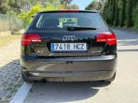 Usado Audi A3 Sportback Attraction 140 CV (102 kW) 2011 Negro Utilitario