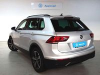 Usado VW Tiguan Life 122 CV (89 kW) 2022 Plateado SUV