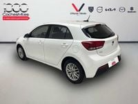 Usado Kia Rio 84 CV (61 kW) 2021 Blanco Berlina