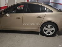 Usado Chevrolet Cruze LT 150 CV (110 kW) 2010 Amarillo Berlina