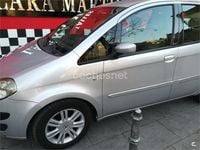 Usado Lancia Musa 70 CV (51 kW) 2005 Gris / plata Monovolumen