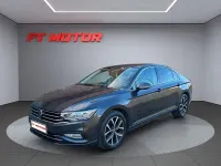 Usado VW Passat Executive 150 CV (110 kW) 2021 Gris / plata Berlina