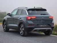 Usado VW T-Roc Life 150 CV (110 kW) 2025 Gris / plata SUV