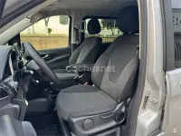 Usado Mercedes V220 Avantgarde 163 CV (119 kW) 2015 Gris / plata Monovolumen