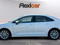 Usado Toyota Corolla Sol 125 CV (91 kW) 2022 Blanco Berlina