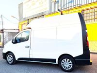Begagnad Renault Trafic 140 HK (102 kW) 2015 Vit Minibuss