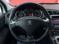 Usado Peugeot 5008 Style 120 CV (88 kW) 2014 Blanco Monovolumen