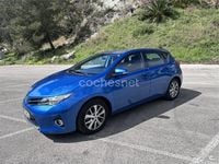Usado Toyota Auris Active 132 CV (97 kW) 2013 Azul Berlina