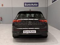 Usado VW Golf VIII Life 115 CV (84 kW) 2022 Gris / plata Berlina