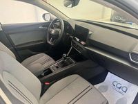 Usado Seat Leon Style 114 CV (83 kW) 2021 Blanco Utilitario