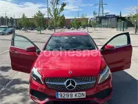Usado Mercedes A180 AMG line 122 CV (89 kW) 2017 Rojo Berlina
