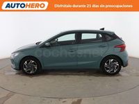 Usado Hyundai i20 101 CV (74 kW) 2022 Verde Berlina