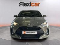 Usado Toyota Yaris Hybrid Active 116 CV (85 kW) 2024 Verde Utilitario