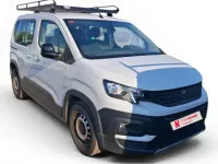 Usado Peugeot Rifter Business-Line 100 CV (73 kW) 2023 Blanco Monovolumen
