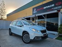 Usado Peugeot 2008 Access 120 CV (88 kW) 2015 Blanco SUV
